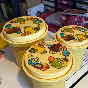 Rubbermaid 70’s Mushroom Canisters